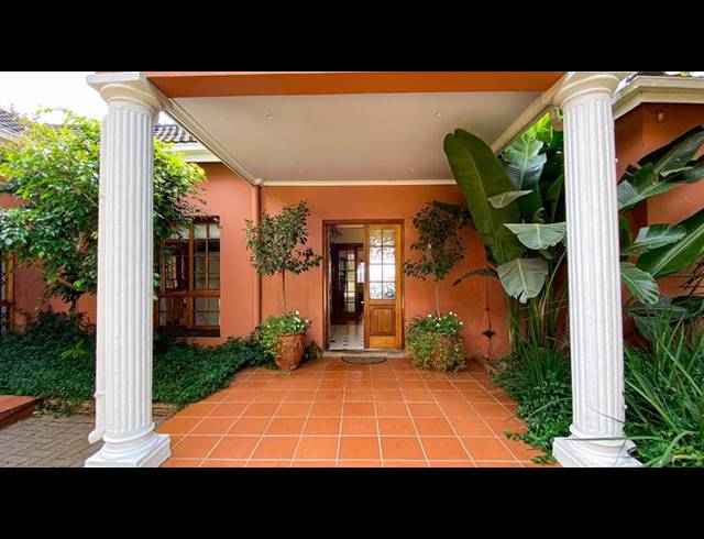 3 BEDROOM HOUSE FOR SALE IN KENSINGTON